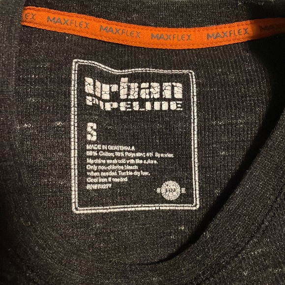 Long Sleeve Shirts in a Bundle - Picture 4 of 5